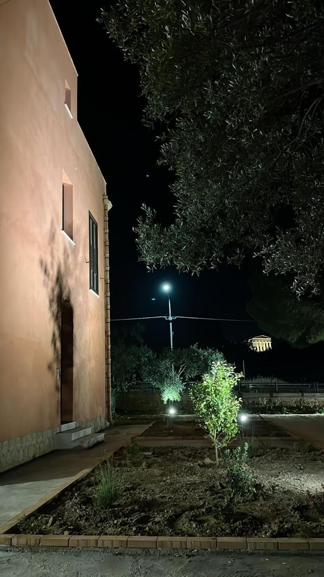 Il Giardino Del Tempio Bed & Breakfast Agrigento Dış mekan fotoğraf