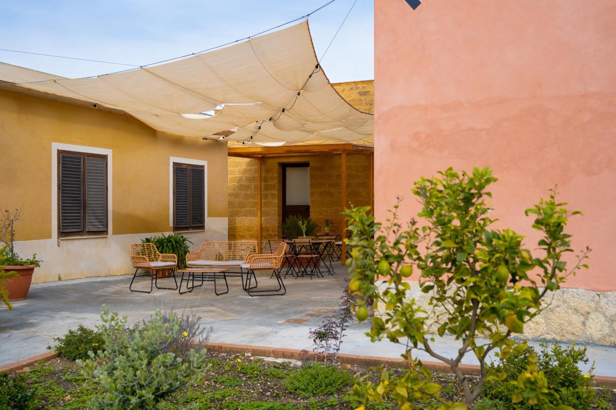 Il Giardino Del Tempio Bed & Breakfast Agrigento Dış mekan fotoğraf